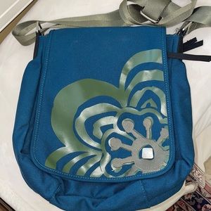 Haiku shoulder bag